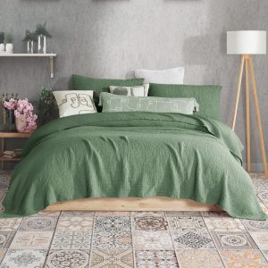Luxurious Forest Green Pure Cotton Gauze Throw Comfort and Style for Every Home