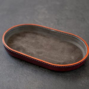 Luxurious Leather Catchall A Vibrant Organizer for Modern Living