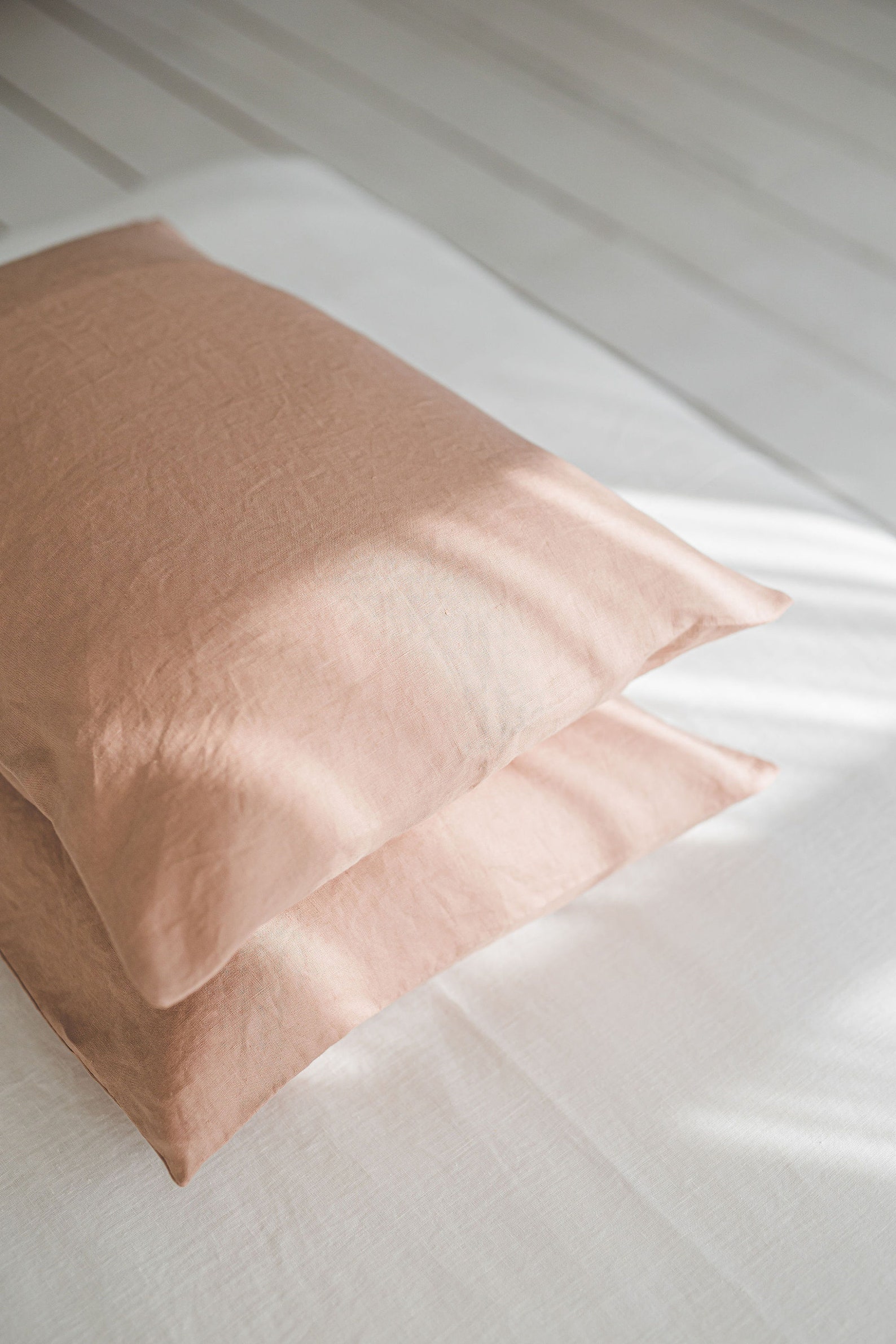 Luxurious Linen Pillowcase Customize Your Comfort with Softness and Style - Image 2