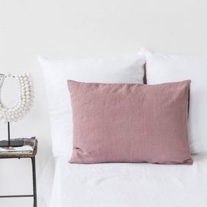 Luxurious Linen Pillowcase in Dusty Pink Indulge in Comfort and Style