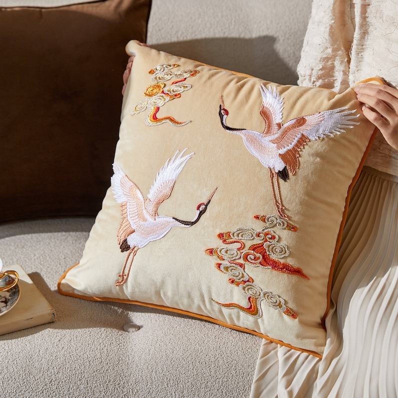 Luxurious Velvet Animal Appliqu Throw Pillow Cover Embellish Your Abode with Retro Elegance