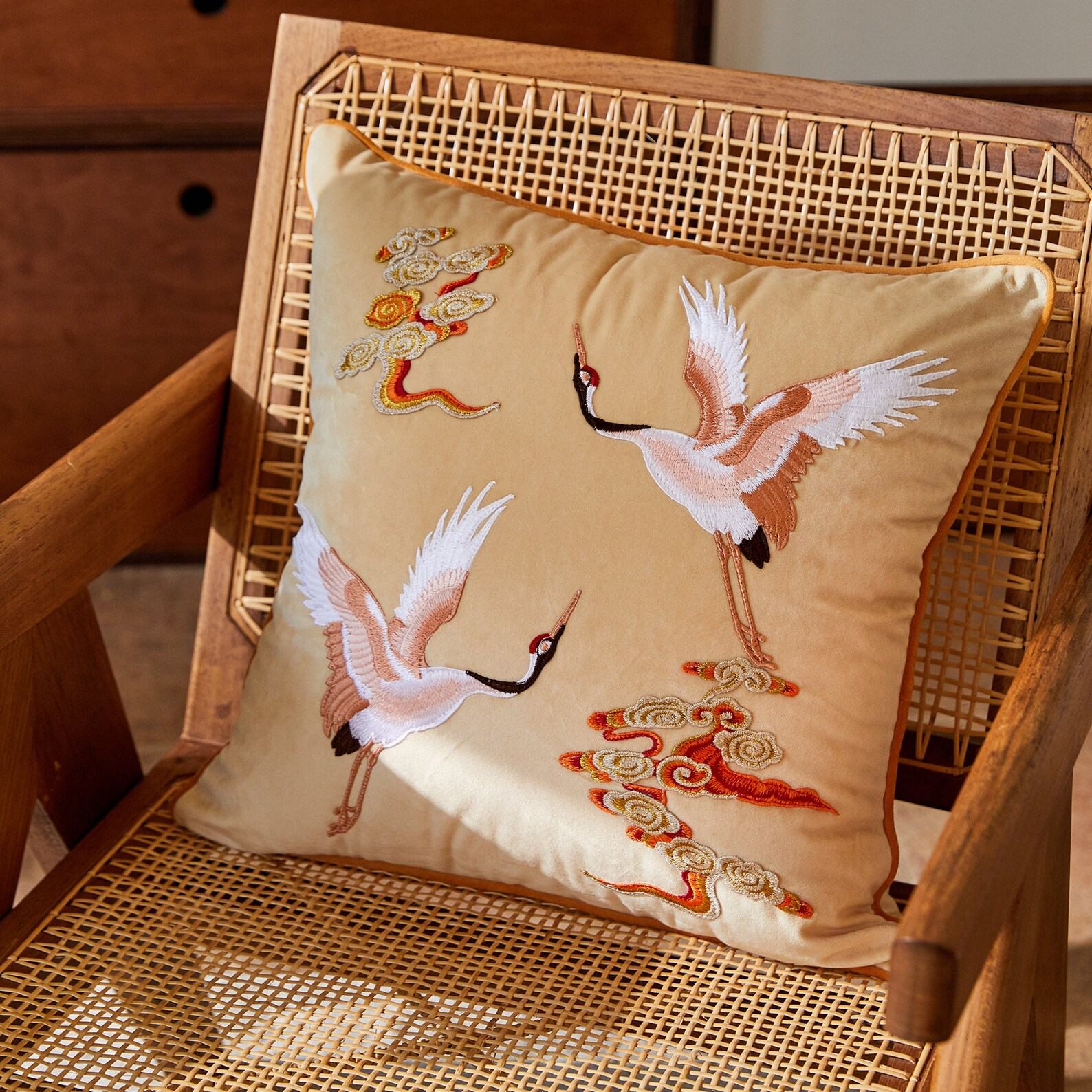 Luxurious Velvet Animal Appliqu Throw Pillow Cover Embellish Your Abode with Retro Elegance