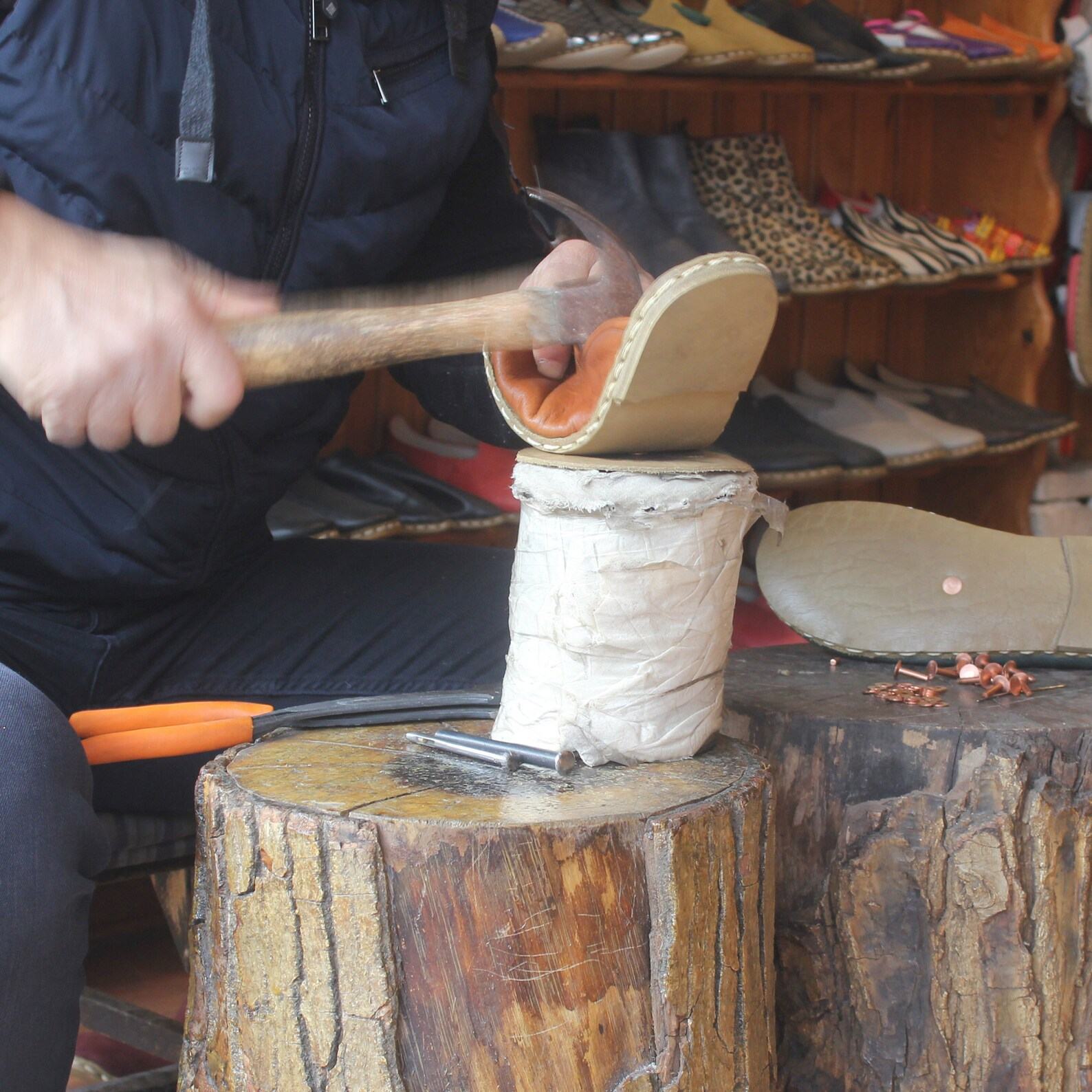 Luxury Men’s House Slippers  Warm Winter Comfort & Perfect Presents