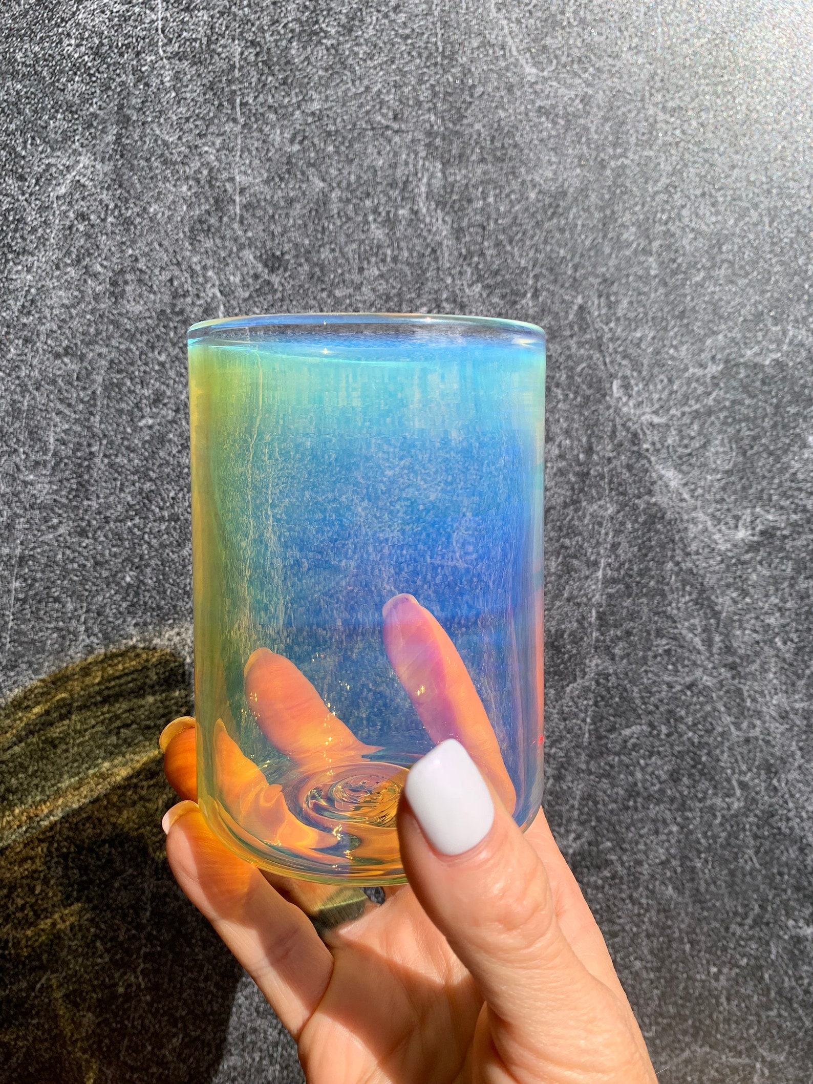 Mesmerizing Color-Shifting Glass Handblown Iridescent Tumbler for Enchanting Beverages - Image 6