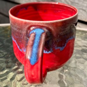 Mesmerizing Crimson and Azure Ceramic Mug A Symphony of Hues