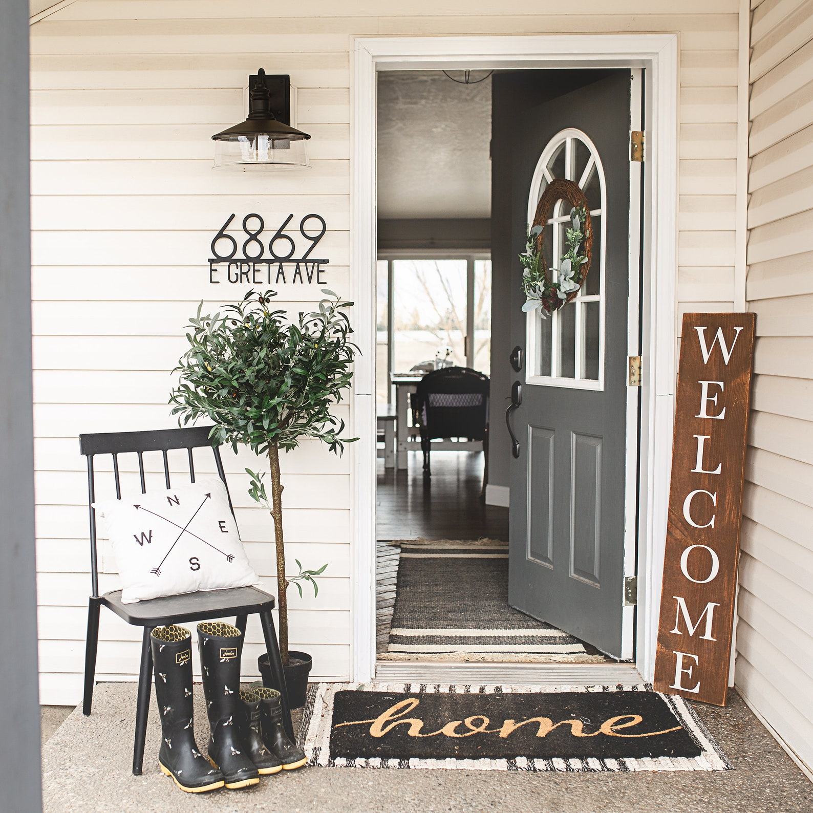 Modern House Numbers Elevate Your Curb Appeal with Personalized Address Plaques