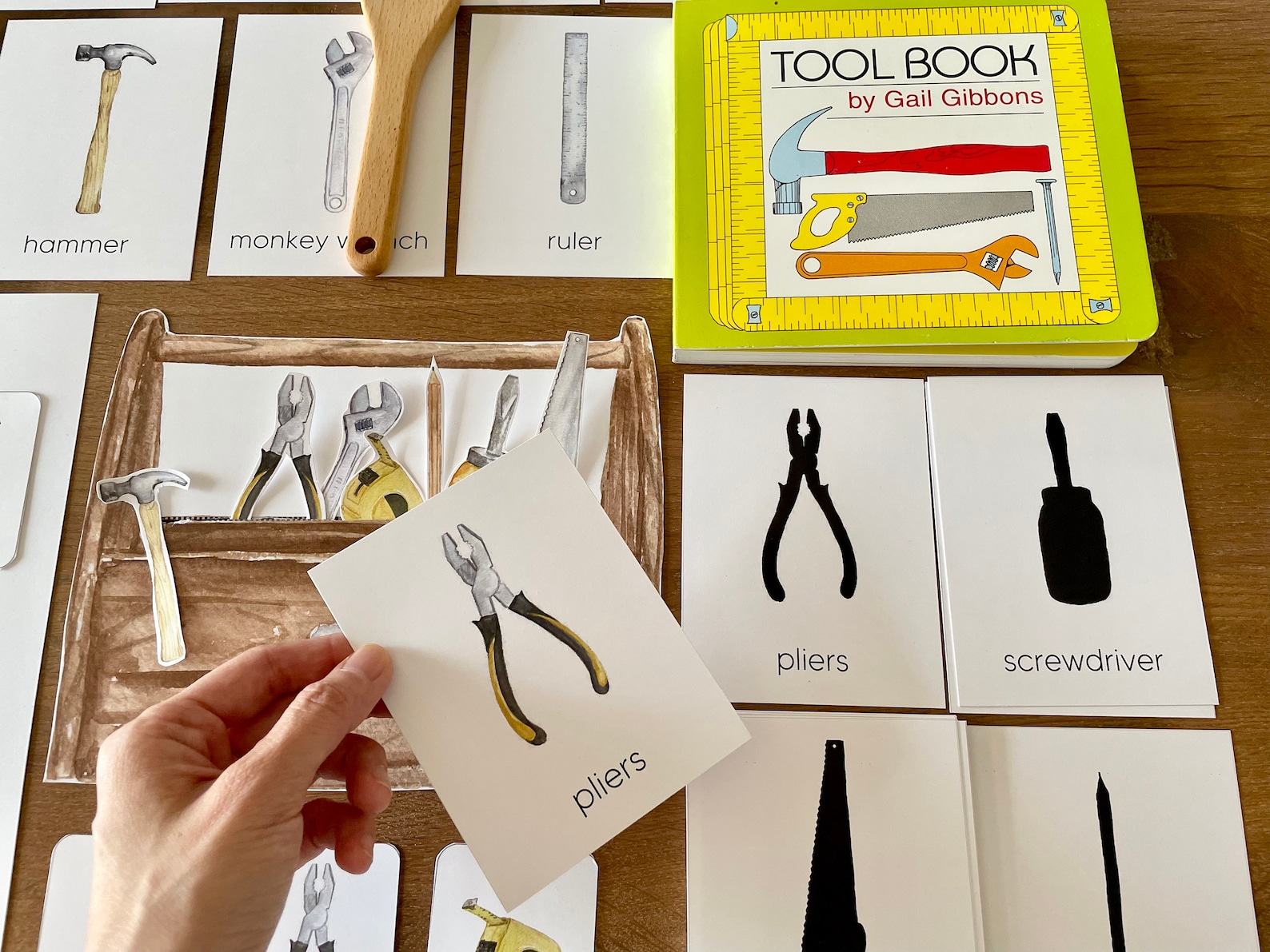Montessori Tools Learning Pack Printable Flashcards, Three-Part Cards, and Matching Activities for Toddlers - Image 2