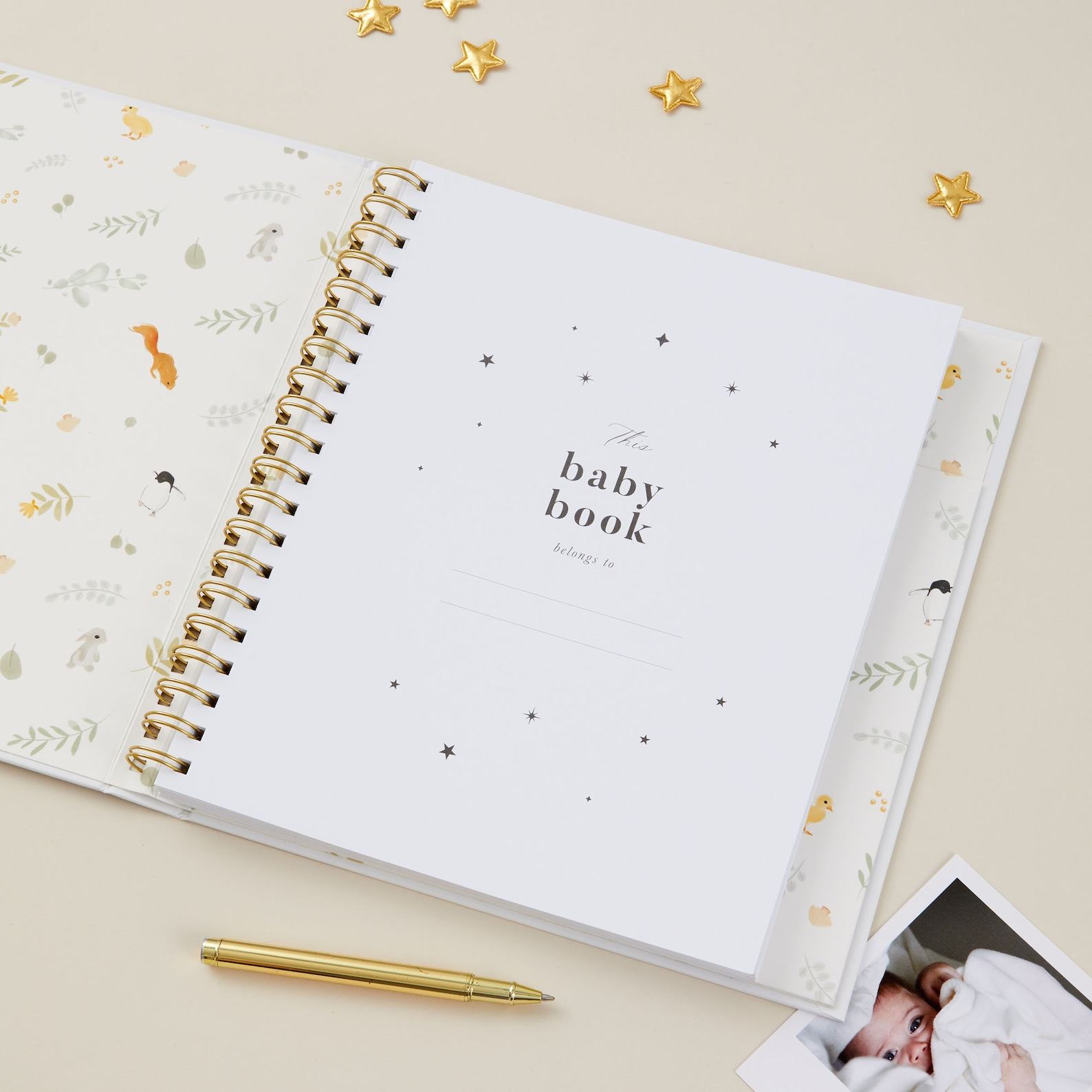 My Baby Book Animal Kingdom Adventure – Cherished Memories for Your Little Explorer