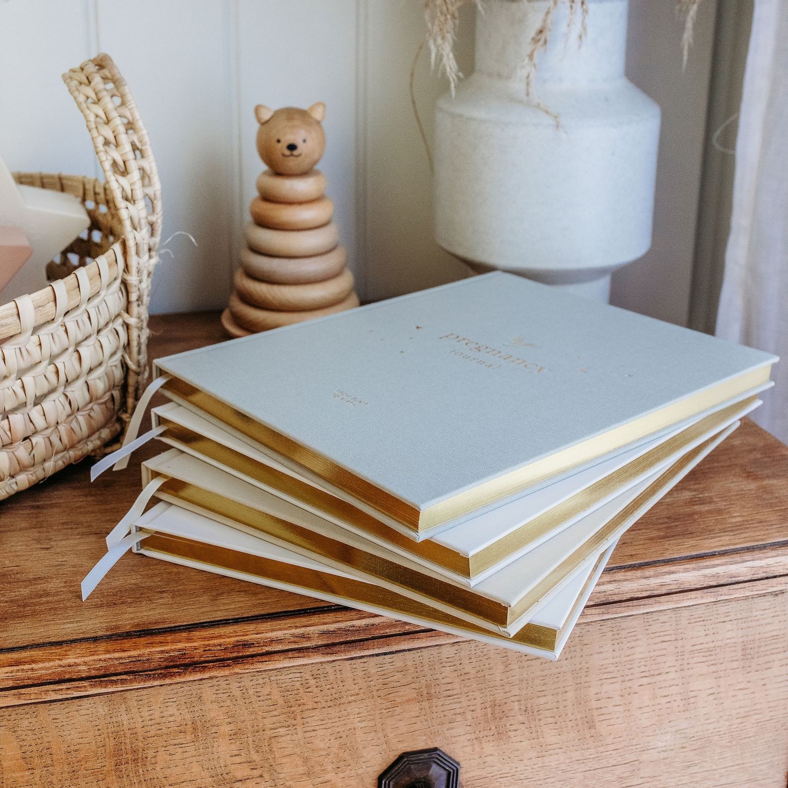 My Pregnancy Journal A Cherished Keepsake for Expectant Mothers