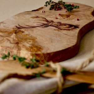 Nature’s Embrace Personalized Olive Wood Cutting Board for Adventurers and Foodies