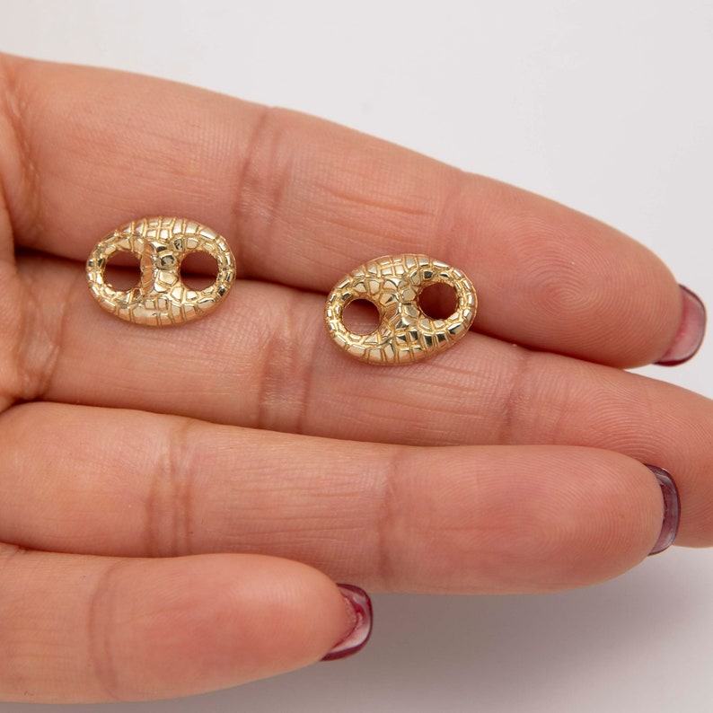 Nugget Design Puffed Mariner Link Stud Earrings in 10K Yellow Gold A Timeless Treasure for Everyday Elegance