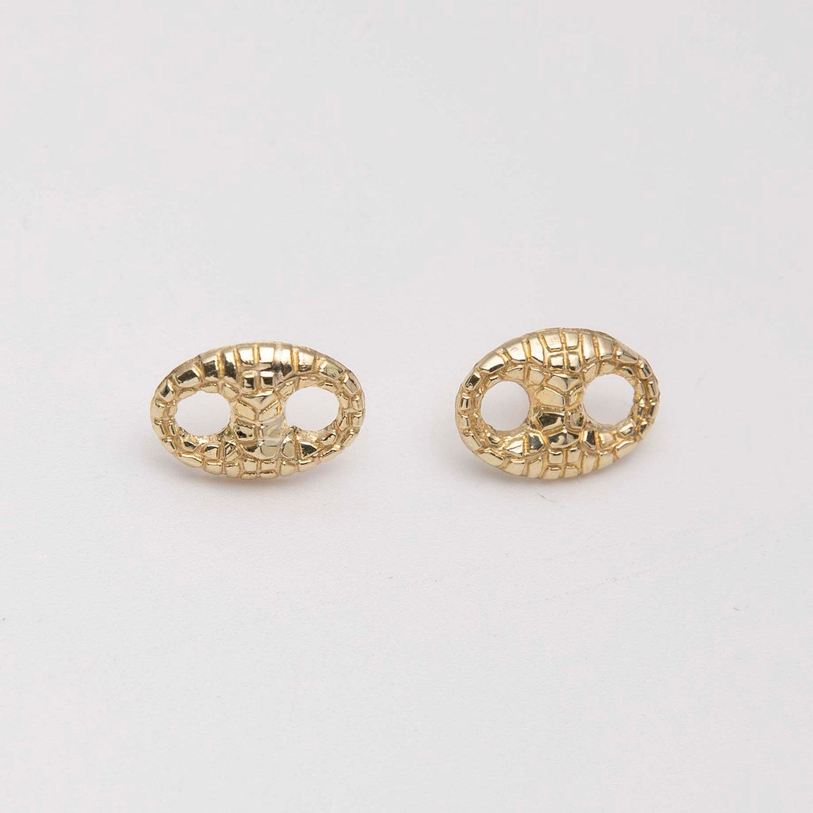 Nugget Design Puffed Mariner Link Stud Earrings in 10K Yellow Gold A Timeless Treasure for Everyday Elegance