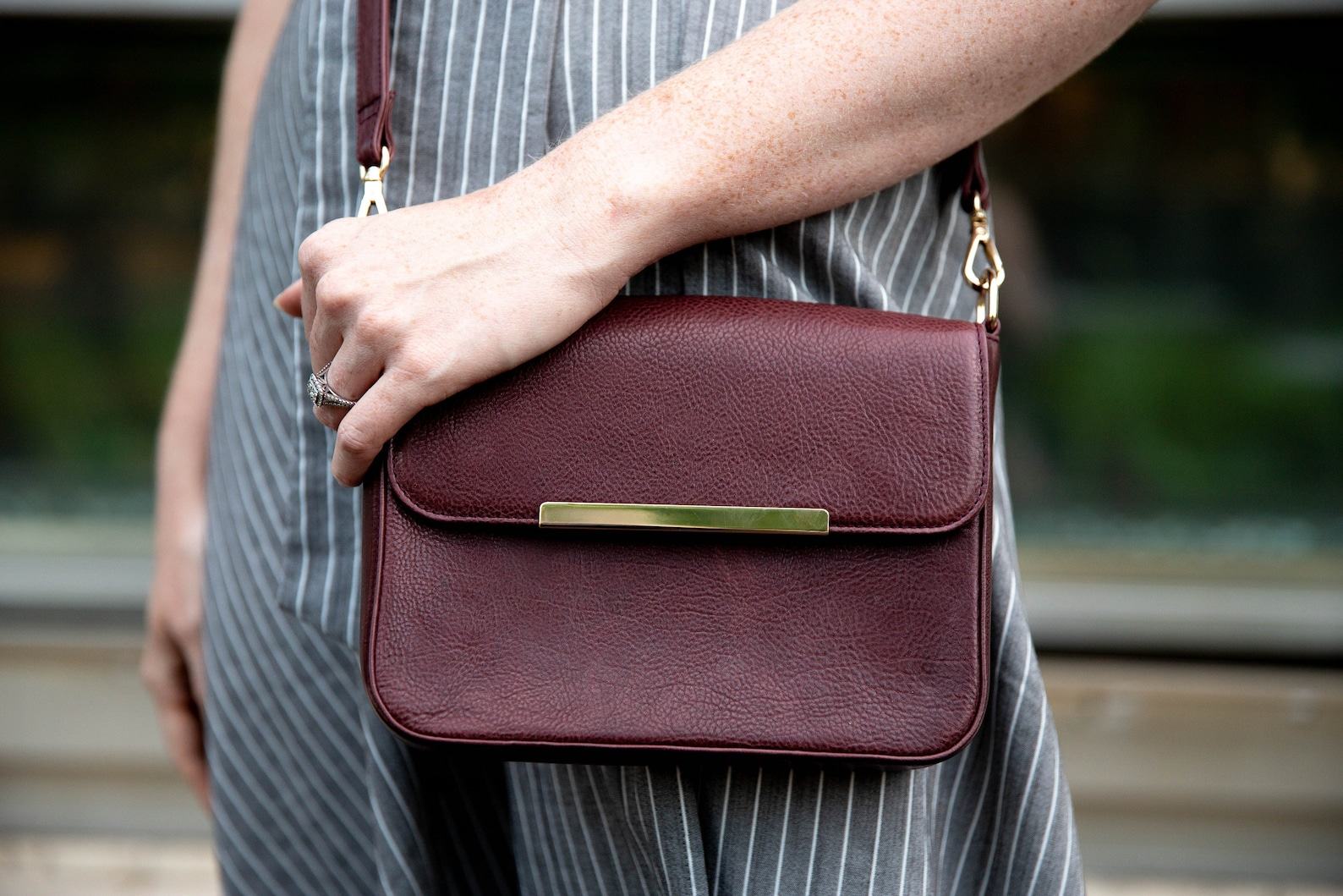 OOPSIE The Imperfectly Perfect Crossbody Bag with a Touch of Charm - Image 3