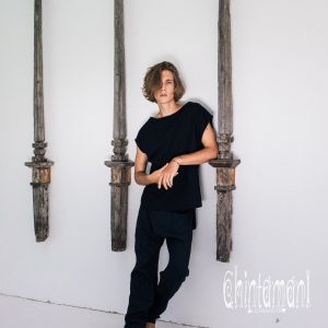 Organic Black T-shirt Eco-Conscious Festival Wear for Men