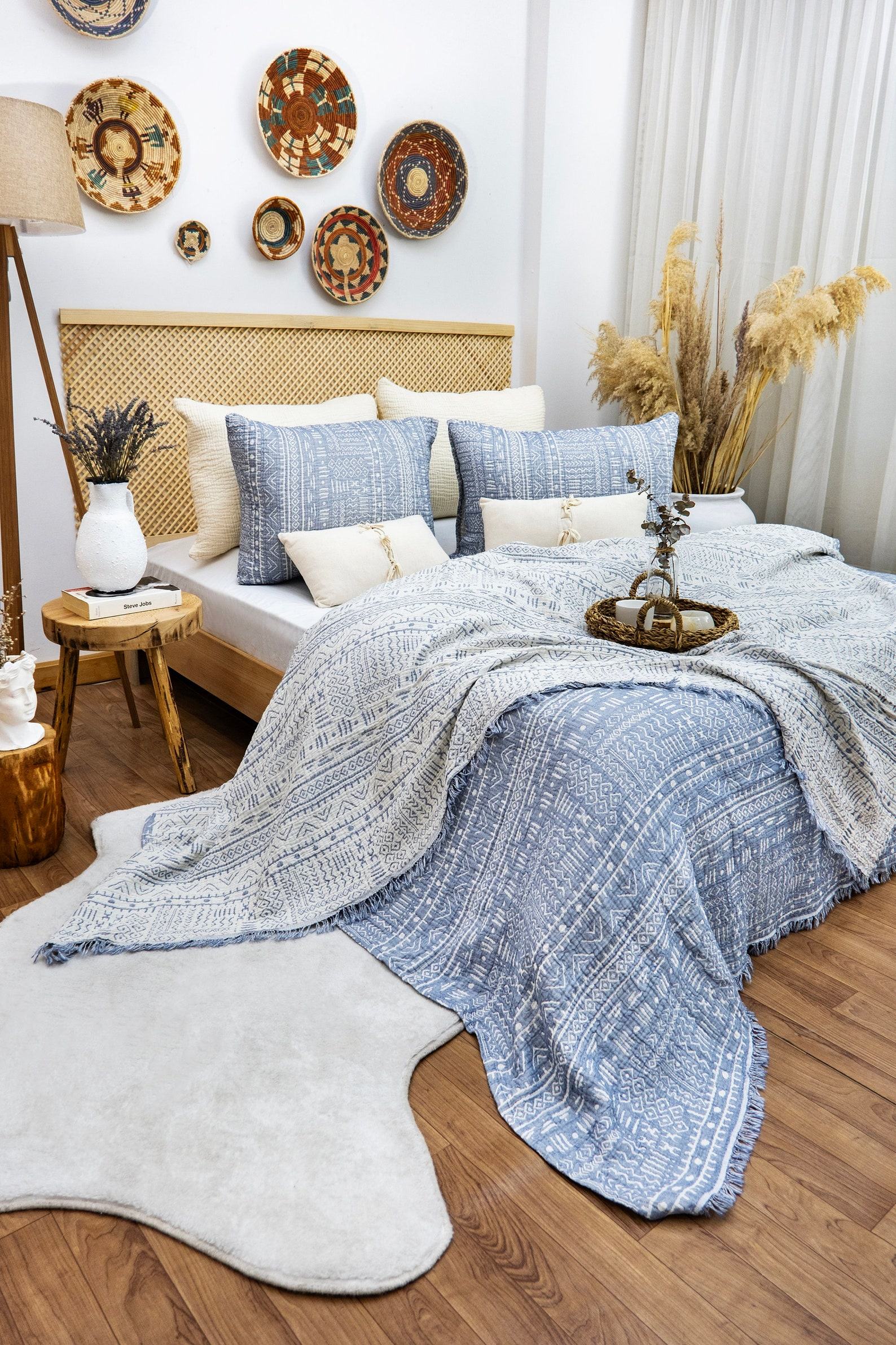 Organic Cotton Aztec Patterned Throw Blanket Cozy Comfort for Every Home - Image 5