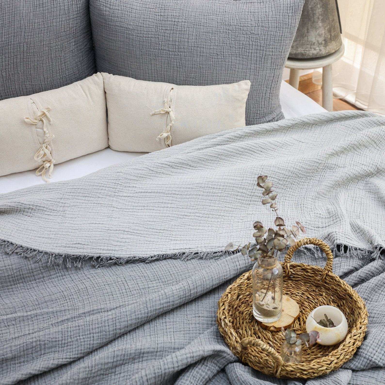 Organic Gauze Throw Blanket OEKO-TEX Certified, Breathable & Cozy for Queen/King Beds