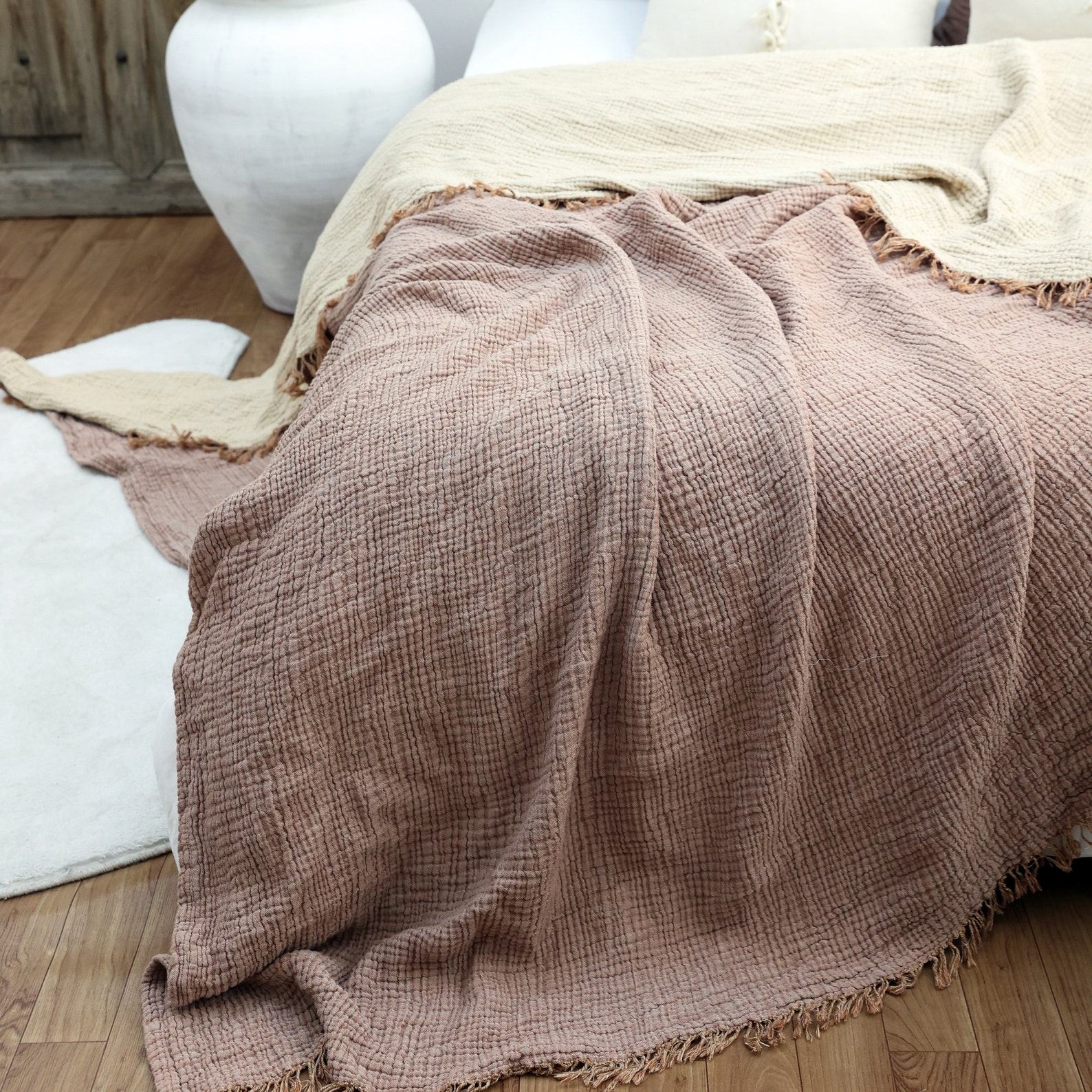 Organic Muslin Bed Cover OEKO-TEX Certified, Breathable & Cozy Throw Blanket for Queen/King Beds