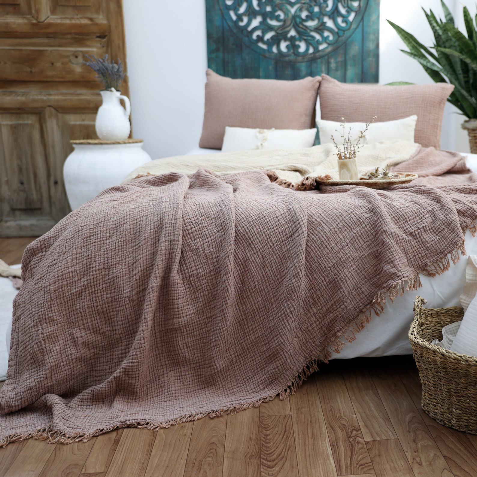 Organic Muslin Cotton Bed Cover A Minimalist Masterpiece for Your Dreamy Nights