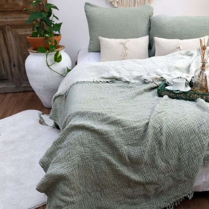 Organic Muslin Cotton Bed Cover A Minimalist Masterpiece for Your Dreamy Nights