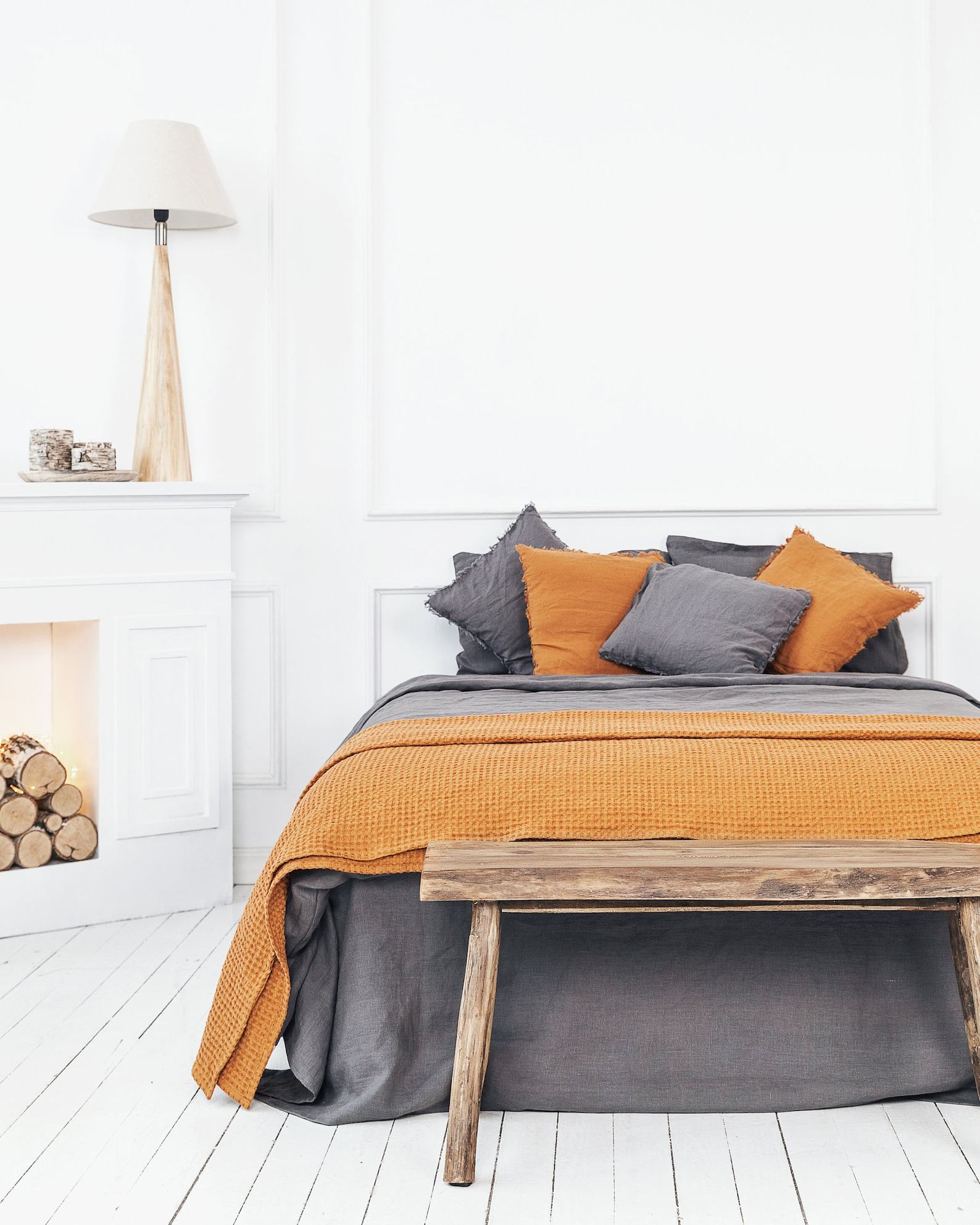 Organic Stonewashed Linen Throw Blanket Cozy Comfort for Your Home - Image 4