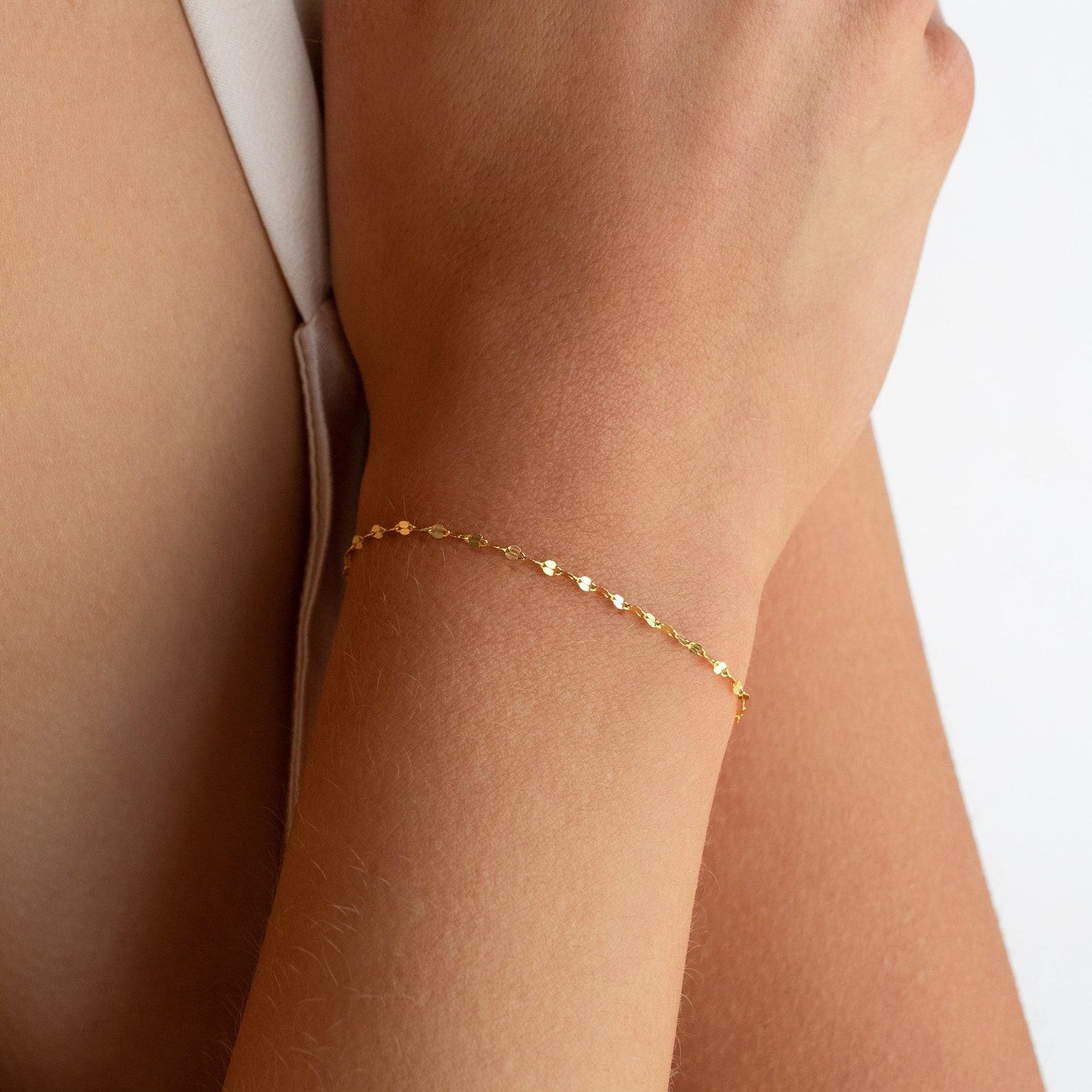 Oval Chain Bracelet Minimalist Elegance for Everyday Style