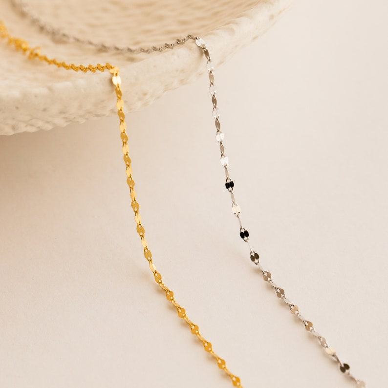 Oval Chain Bracelet Minimalist Elegance for Everyday Style