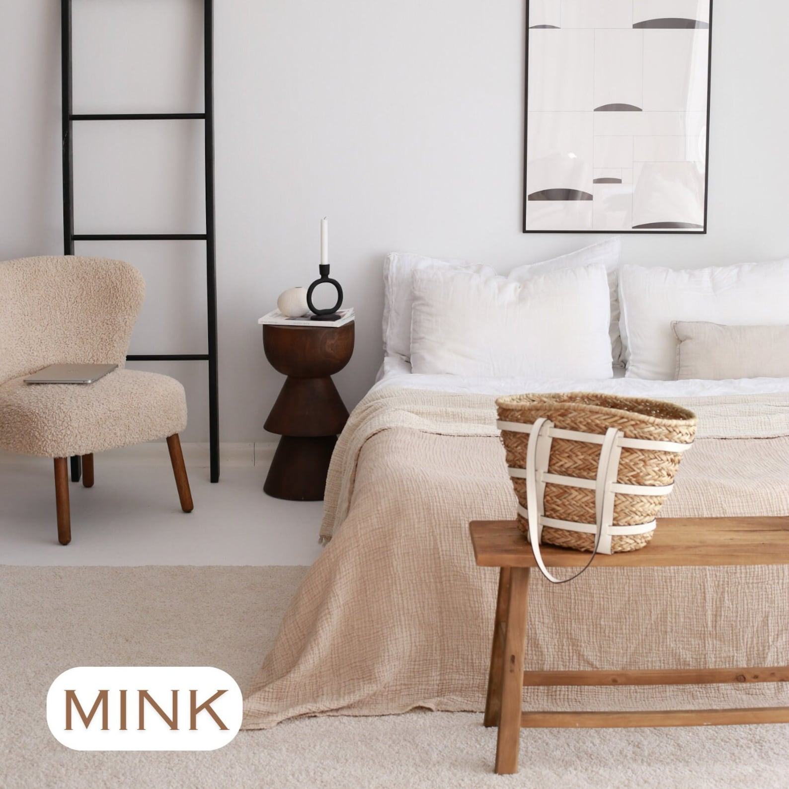 Oversized King Muslin Bedspread Luxurious Gauze Cotton Throw Blanket for Summer Comfort