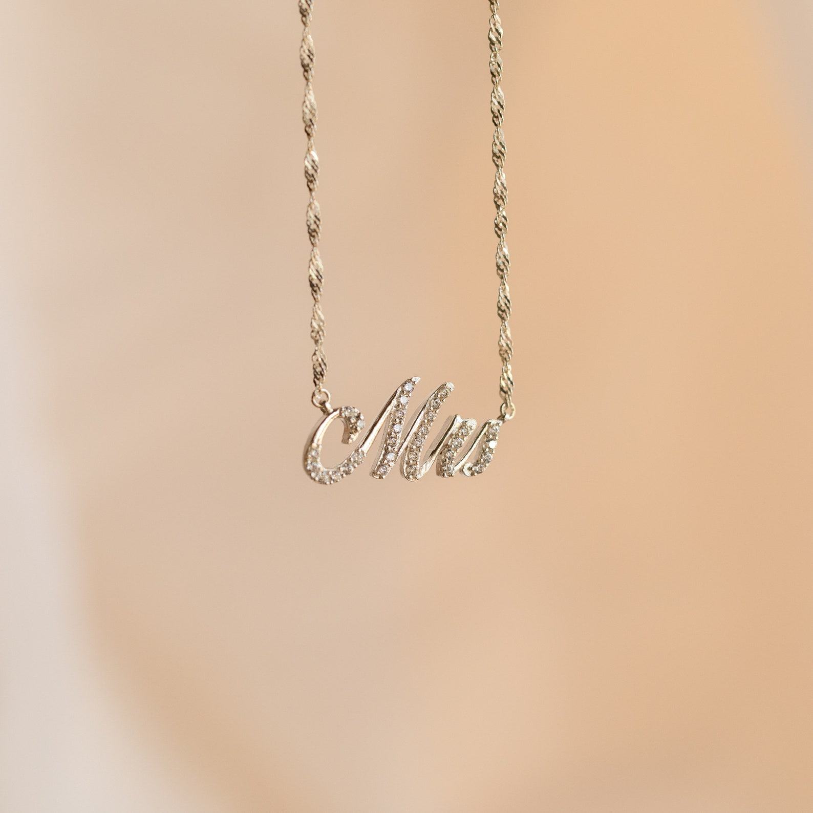 Pave Script Name Necklace Personalized Diamond Twist Chain for Her (NM132F109)