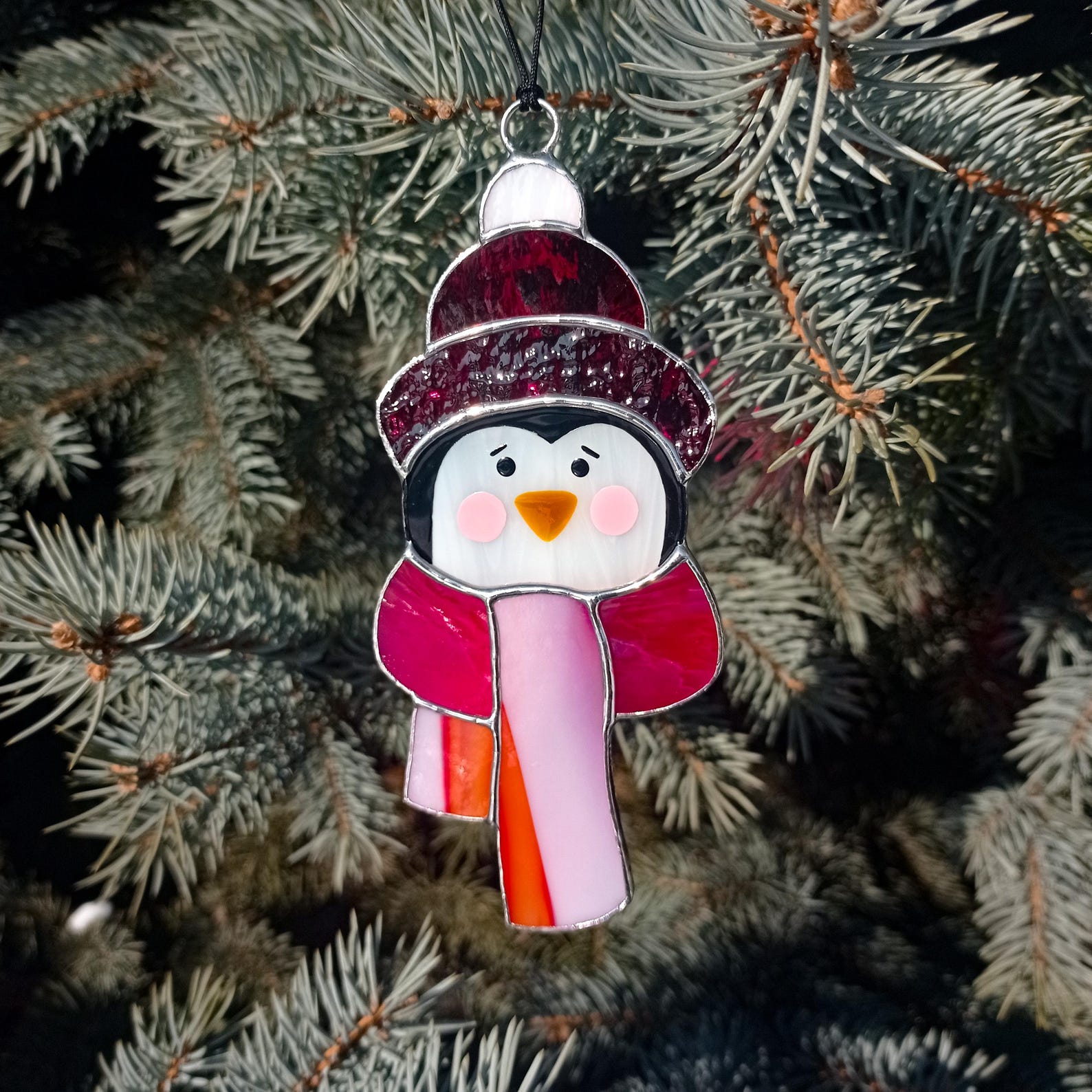 Penguin Suncatcher Stained Glass – Winter Decor, Christmas Ornament & Handmade Present