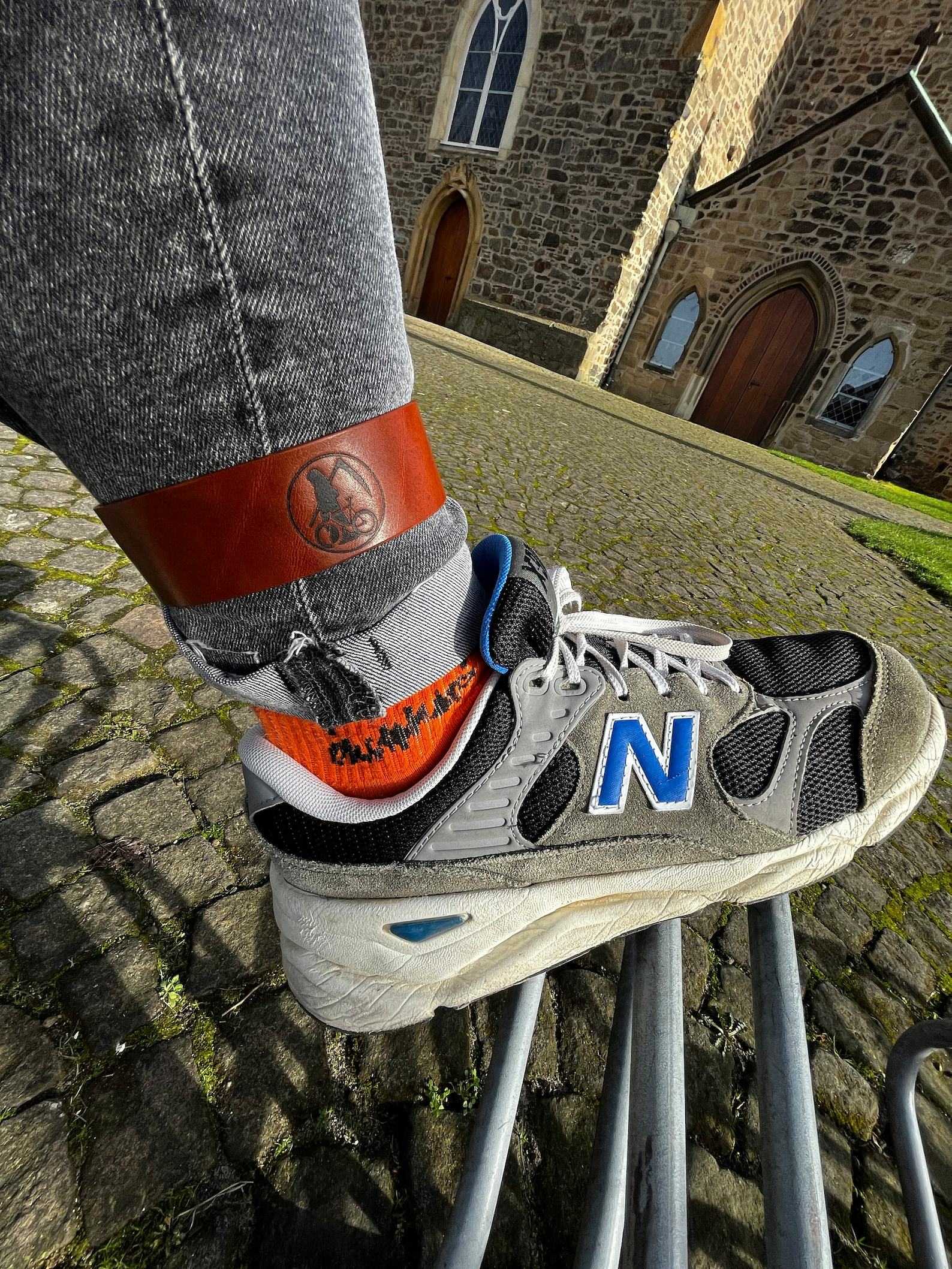 Pep and Strap The Ultimate Pants Saver for a Wrinkle-Free Wardrobe - Image 5