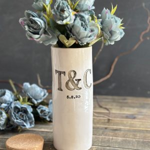 Personalized Anniversary Vase Celebrate Your Love with a Custom Engraved Keepsake