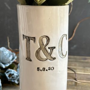 Personalized Anniversary Vase Celebrate Your Love with a Custom Engraved Keepsake