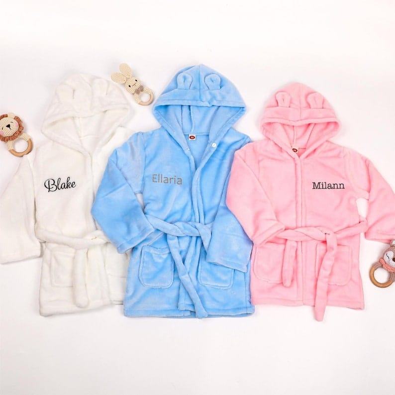 Personalized Baby Robe – Embroidered Plush Bathrobe for Newborns & Toddlers – Unique Shower Present