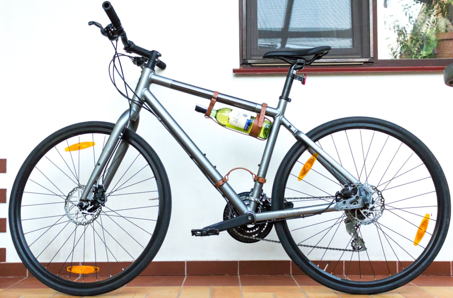 Personalized Bicycle Wine Bottle Holder The Interesting Valentine’s Day Item for Wine Lovers and Cyclists - Image 3