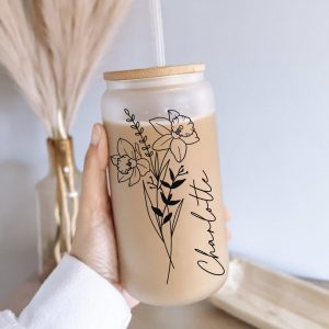 Personalized Birth Flower Tumbler A Timeless Item for Her