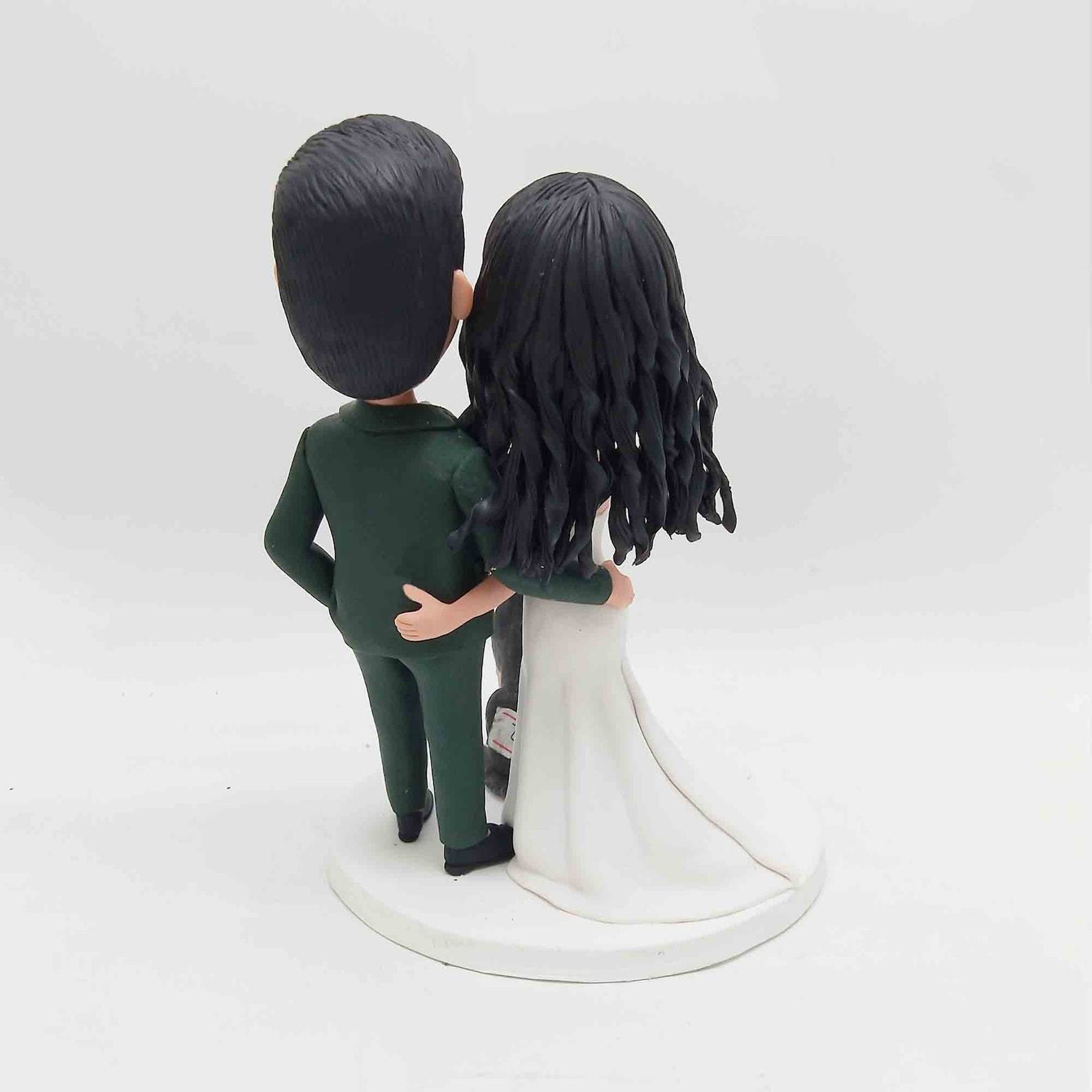 Personalized Bobbleheads for Couples Celebrate Love with Custom Anniversary Items