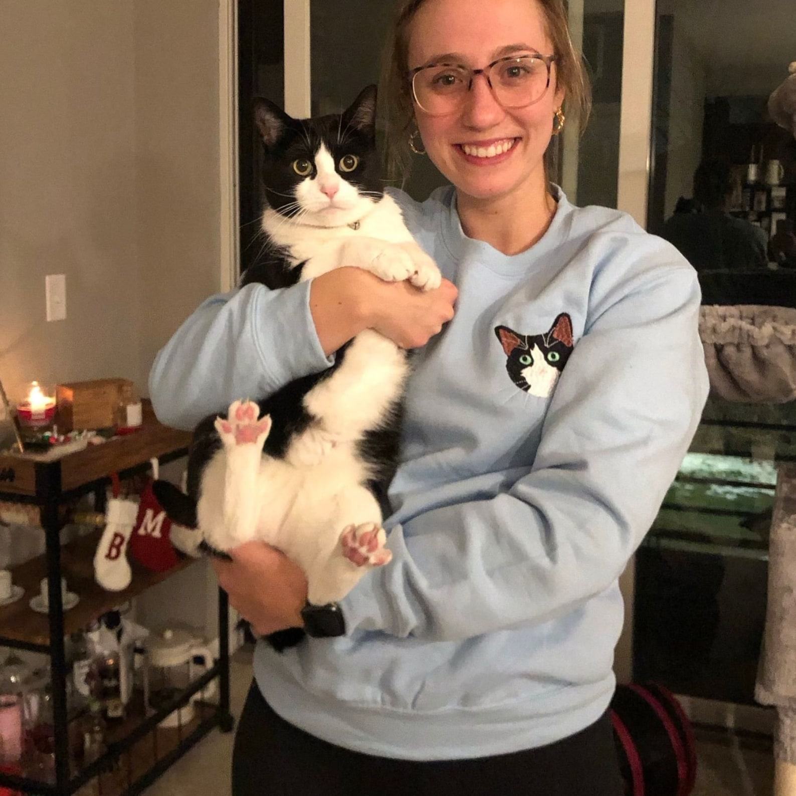 Personalized Cat Sweatshirt Embroidered Cat Face with Name, Custom Photo Hoodie for Cat Lovers