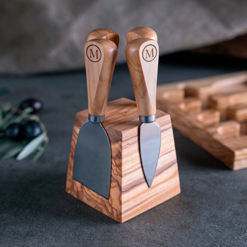 Personalized Cheese Knife Set Elevate Your Charcuterie Experience with Style