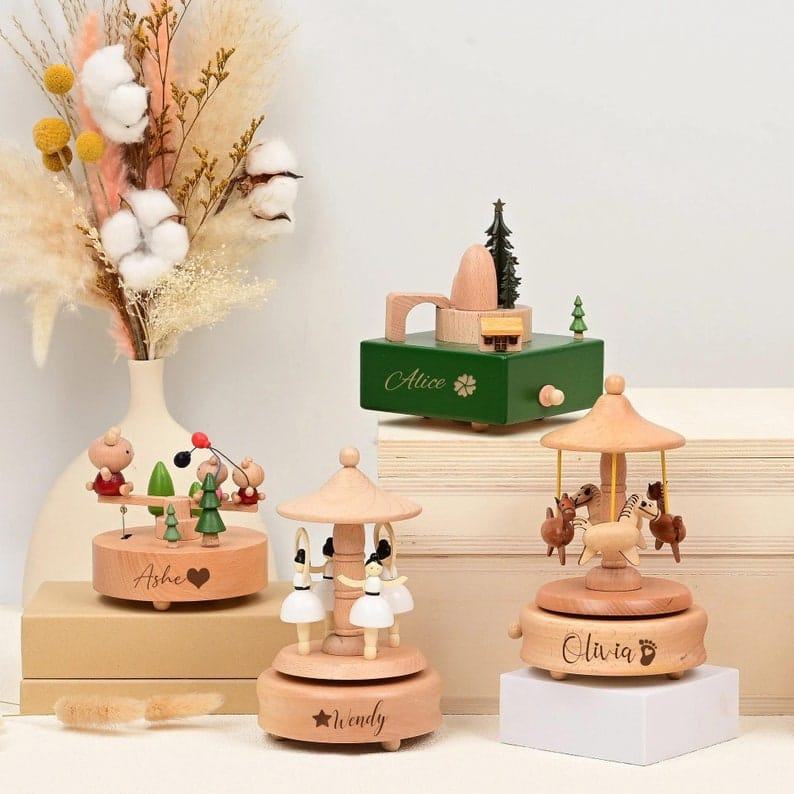 Personalized Christmas Carousel Music Box – Engraved Name Present & Holiday Decor