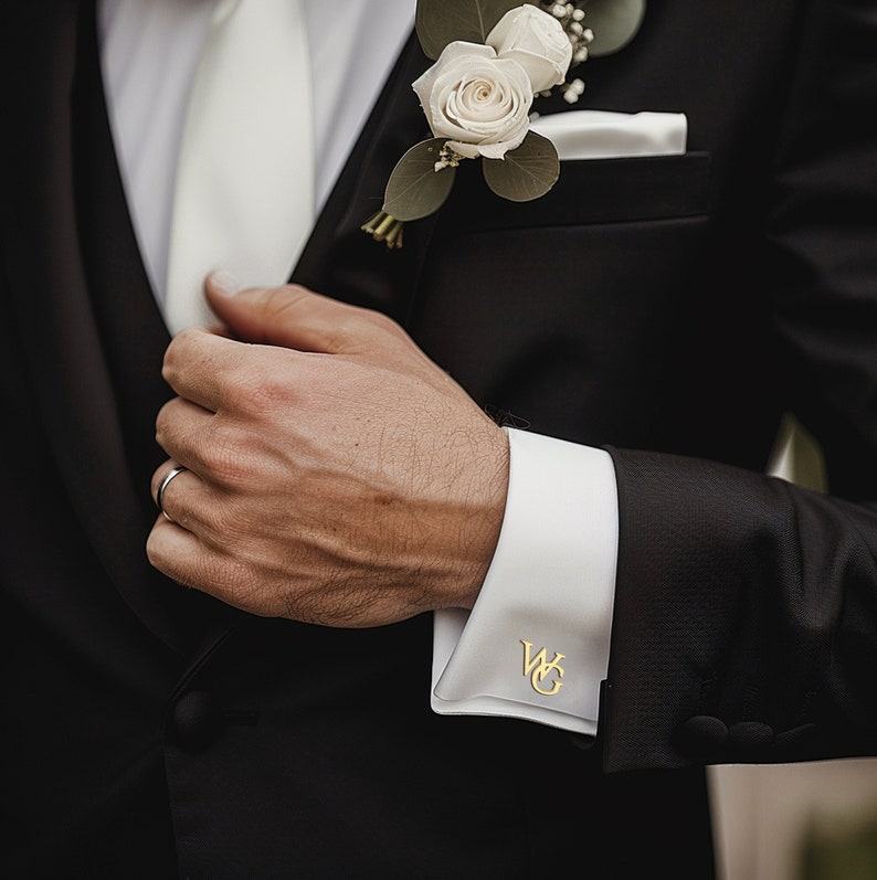Personalized Cufflinks for Groomsmen A Timeless Keepsake for Your Wedding Party