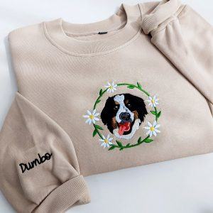 Personalized Dog/Cat Face Embroidered Sweatshirt A Unique Item for Pet Lovers