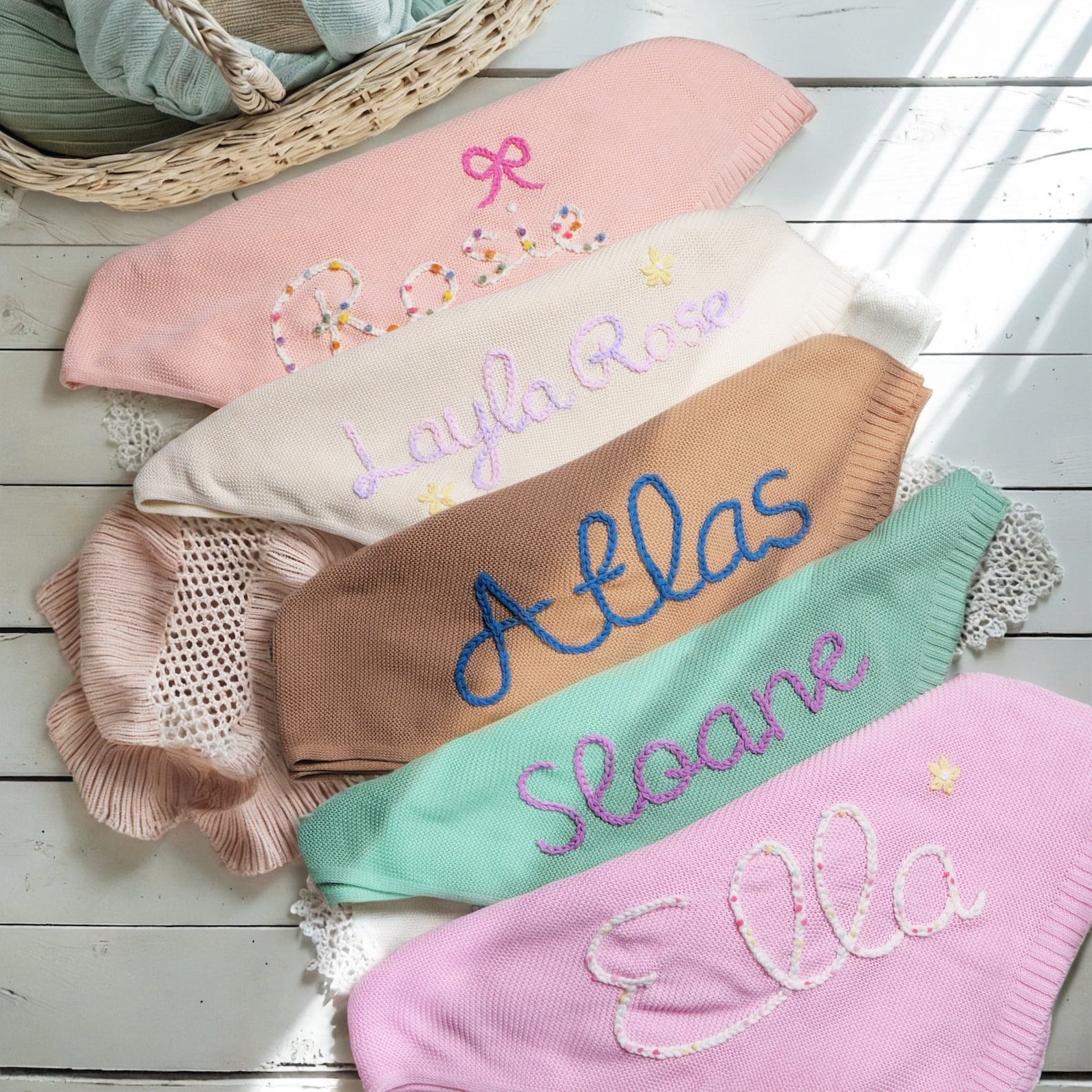 Personalized Embroidered Baby Blanket A Cherished Keepsake for Your Little One