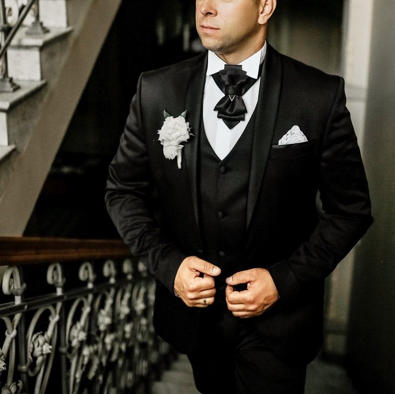 Personalized Embroidered Pillow A Unique Item for Special Occasions