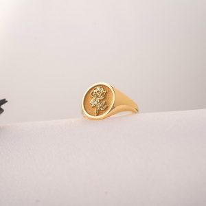 Personalized Floral Signet Ring Birth Flower and Sunflower, Delicate Pinky Ring for Women