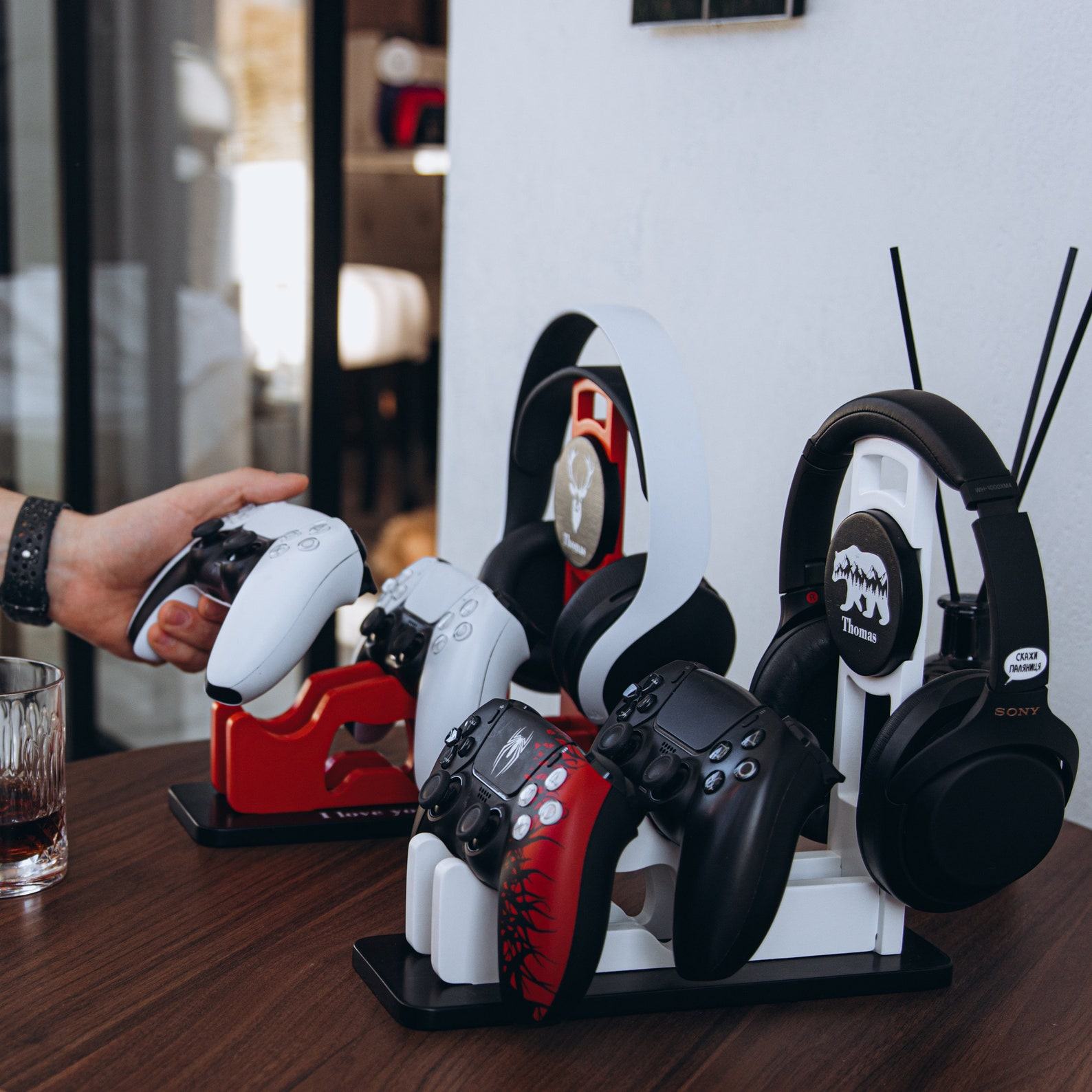 Personalized Gamer Controller Stand – Valentine’s Present for Him – Headphone Holder & Husband Present