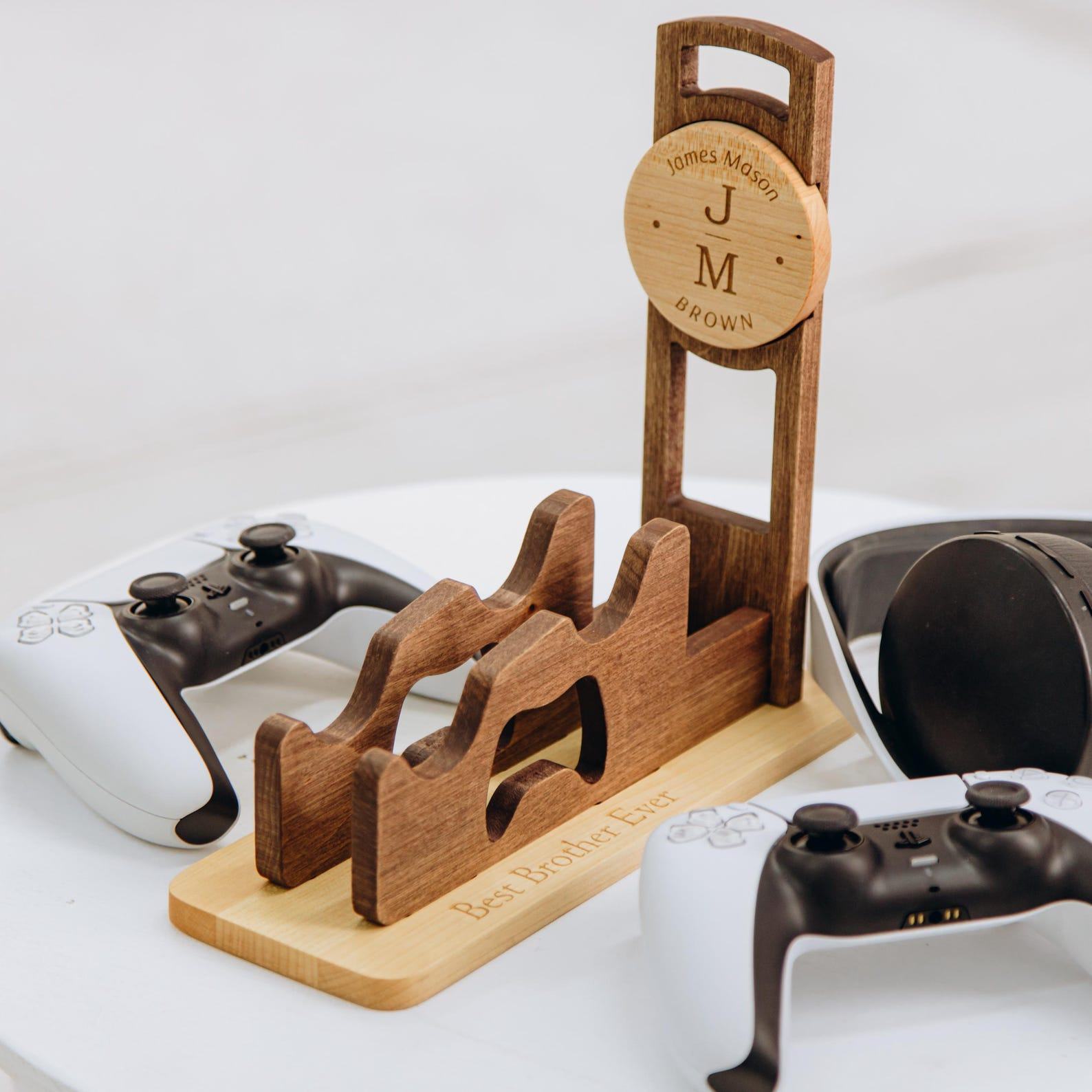 Personalized Gamer Present  Custom Wooden Controller & Headphone Stand – Valentine’s Day for Him