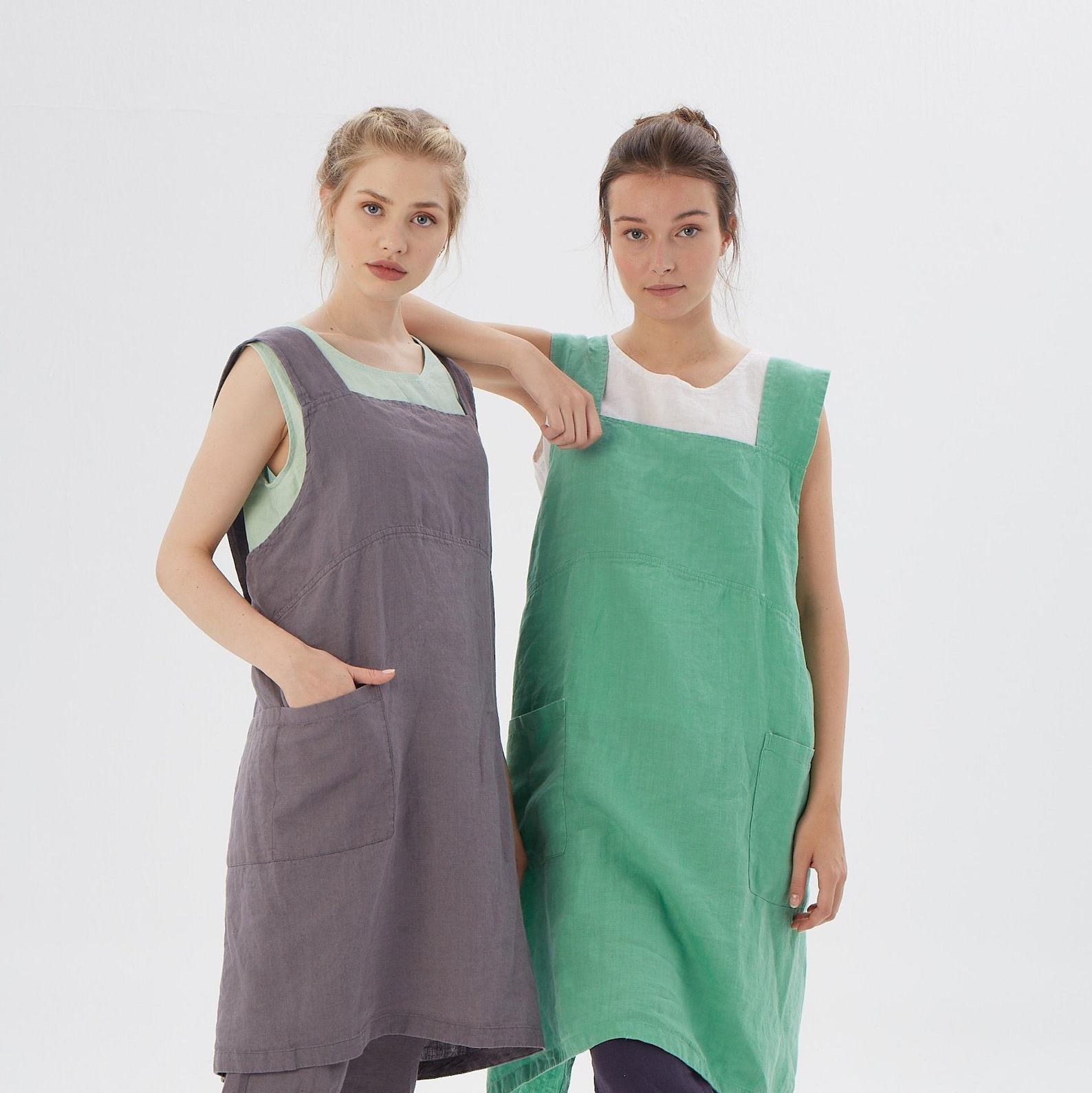 Personalized Japanese Linen Cross-Back Apron with Pockets A Stylish and Practical Item for Home Chefs