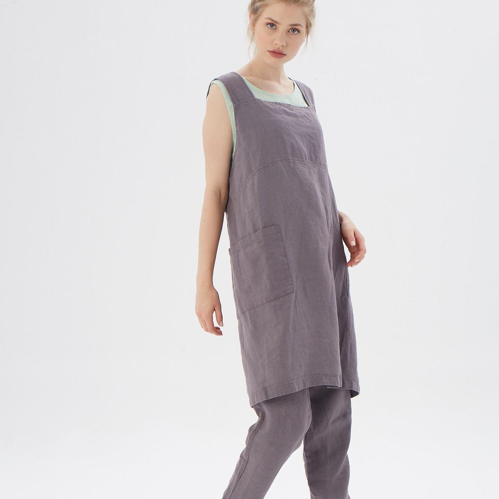 Personalized Japanese Linen Cross-Back Apron with Pockets A Stylish and Practical Item for Home Chefs