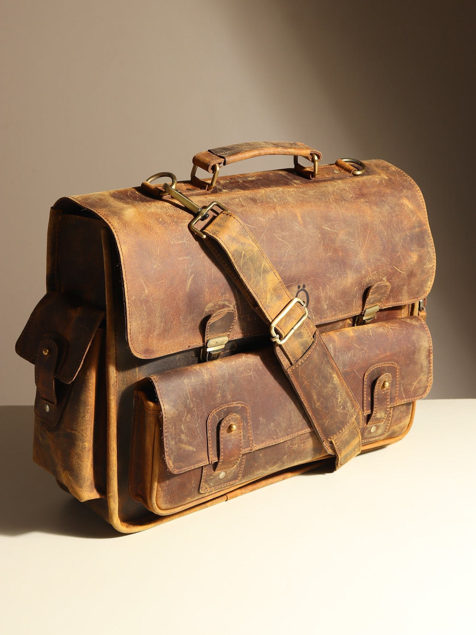 Personalized Leather Messenger Bag The Interesting Item for Men - Image 2