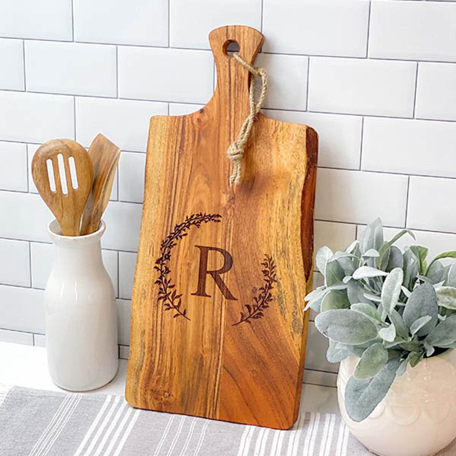 Personalized Live Edge Cutting Board The Interesting  Item for Any Occasion
